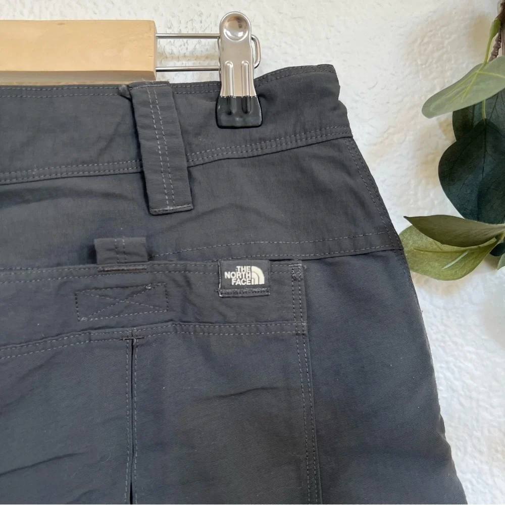 The North Face- Men’s Horizon Cargo 10” Shorts - 38